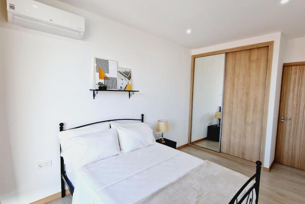 프라이아 Apartamento Encantador Com Piscina E Vista Mar 아파트 외부 사진